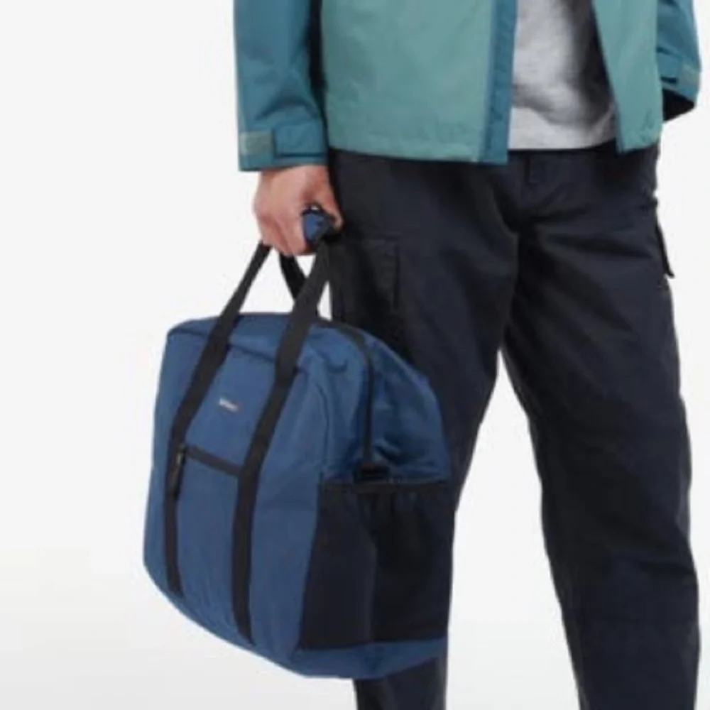 Barbour Arwin canvas bag - Picture 4 of 16